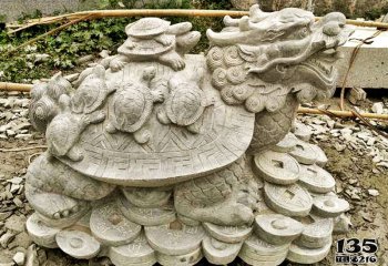 龍龜雕塑-公園里擺放的坐著銅錢上的石雕雕塑創(chuàng)意龍龜雕塑