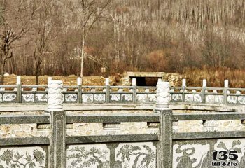 欄桿欄板雕塑-山區(qū)河道邊裝飾芝麻灰雕刻防護欄桿欄板雕塑