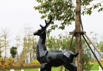 梅花鹿雕塑-公園景區玻璃鋼幾何黑色梅花鹿雕塑