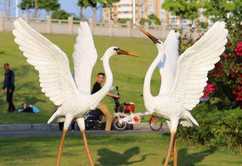 “仙鶴鎮(zhèn)湖”——玻璃鋼仙鶴圖片給你的家居帶來寧靜之美