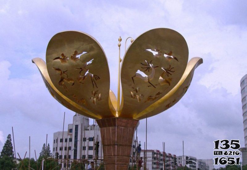 花朵雕塑-城市不銹鋼大型紫荊花景觀花朵雕塑高清圖片