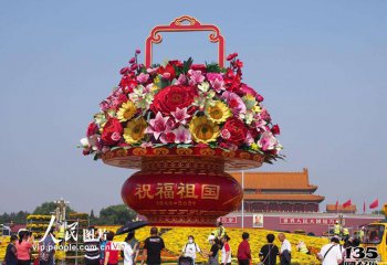 花籃雕塑-故宮廣場(chǎng)玻璃鋼彩繪大型景觀裝飾品大花籃雕塑