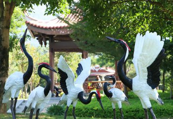 丹頂鶴雕塑-玻璃鋼彩繪公園一群丹頂鶴雕塑