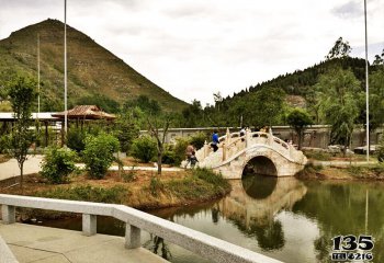 欄桿欄板雕塑-公園池塘走廊簡(jiǎn)易花崗巖石柱子欄桿