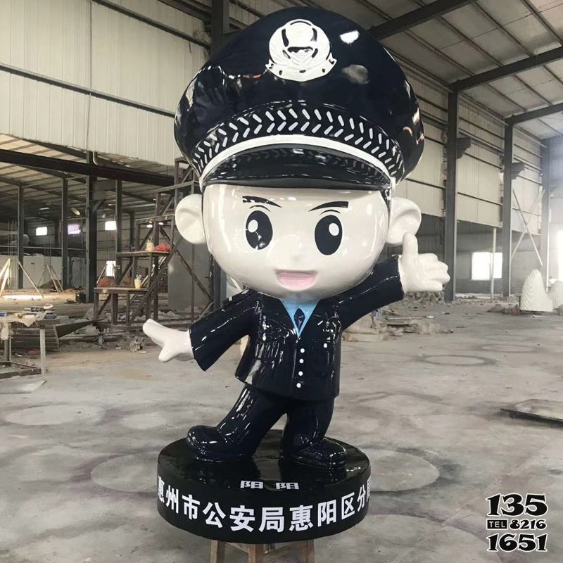 警察雕塑-玻璃鋼卡通可愛(ài)的警察雕塑高清圖片