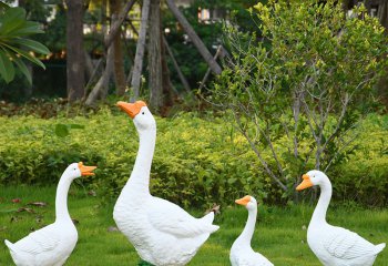 玻璃鋼麋鹿，生動(dòng)傳達(dá)美麗安寧公園的動(dòng)物活力