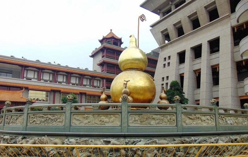 銅雕葫蘆公園景觀雕塑-景區(qū)公園葫蘆銅雕高清圖片