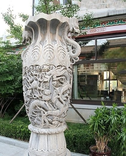 公園景區大型花瓶石雕-大型花瓶石雕高清圖片